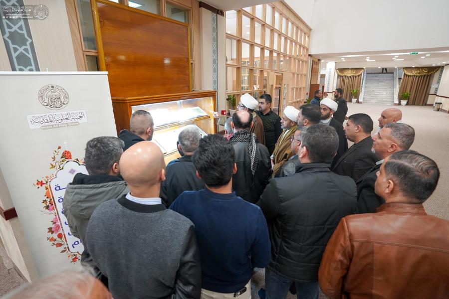 وفد تربوي من العاصمة بغداد يزور مكتبة الروضة الحيدرية